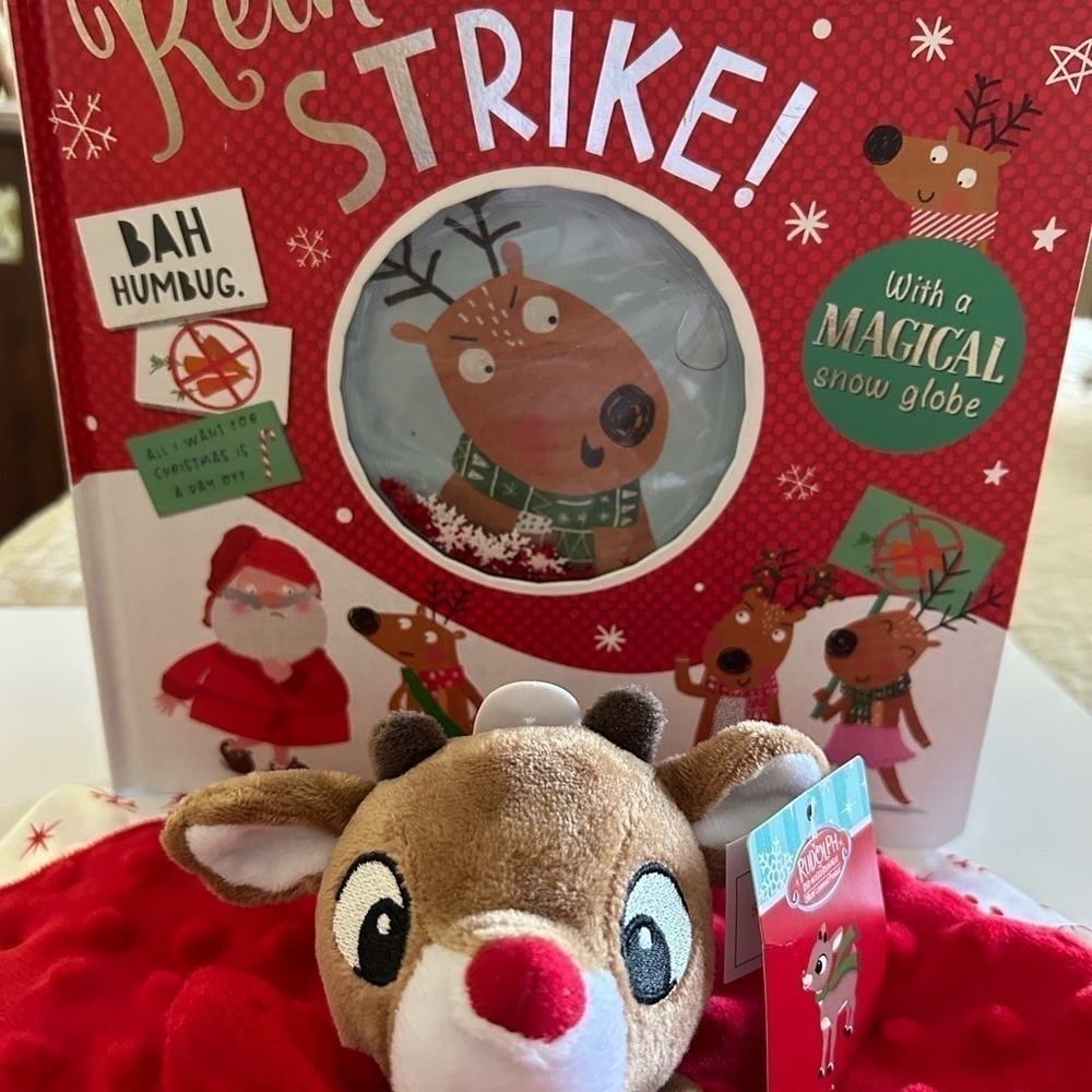 MY FIRST RUDOLPH Snuggle Security Blanket & Reindeer on Strike Book / BRAND NEW - Picture 9 of 9